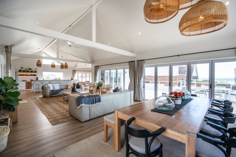 4 Bedroom Property for Sale in West Beach Eastern Cape